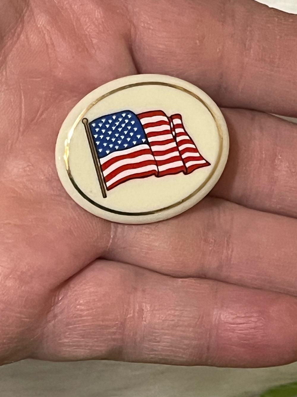 Lenox Vintage American Flag Brooch - Picture 6 of 9
